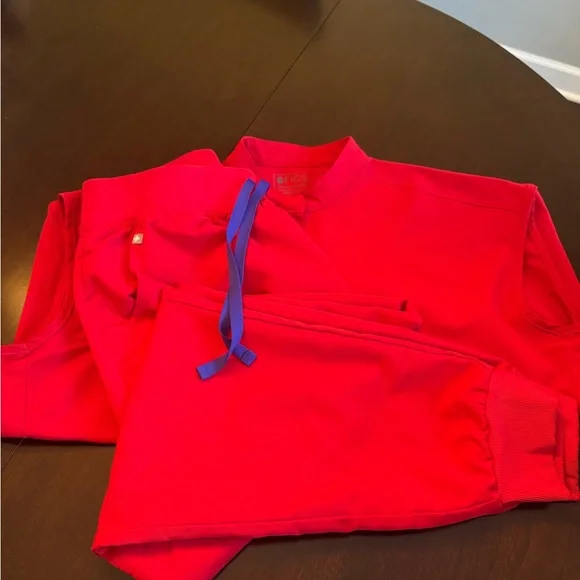 Red Figs Set - Picture 5 of 7